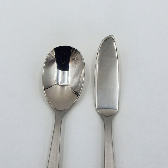 Oneida Stainless Mercer Sugar Spoon & Master Butter Knife Satin Frosted Set of 2 - Picture 3 of 8